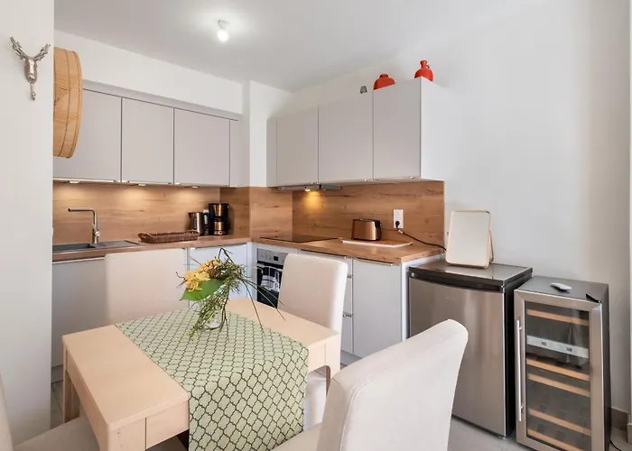Le Jasmin Apartment